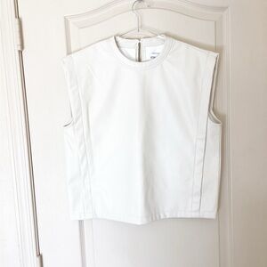 NWT Steve Madden Off White Vegan Leather Tee - Size Small Boxy Top